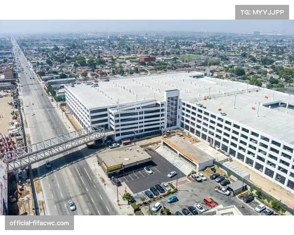 快船队新主场Intuit Dome启用 推动球队营收同比增长61%。 快船队新主场Intuit Dome启用 推动球队营收同比增长61%。